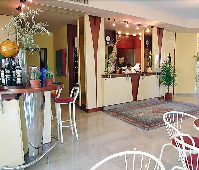 Hotel Ausonia Milano Marittima Exterior photo
